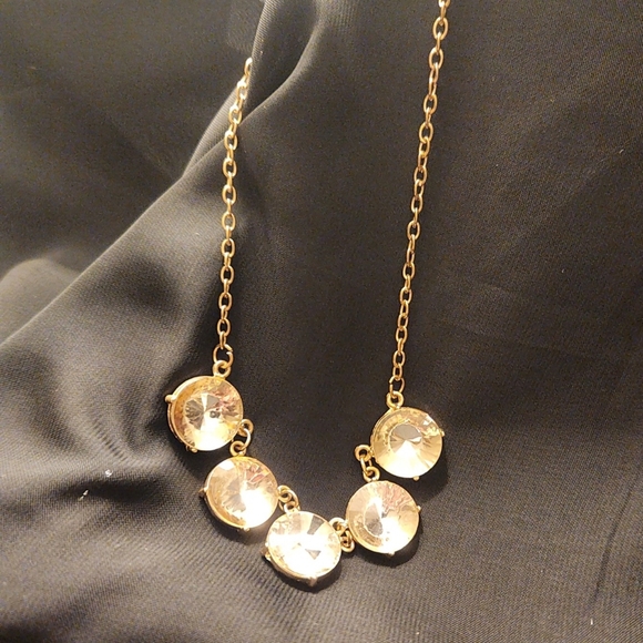 🔥PRICE DROP🔥 STUNNING VINTAGE CRYSTAL STATEMENT NECKLACE - Picture 4 of 9